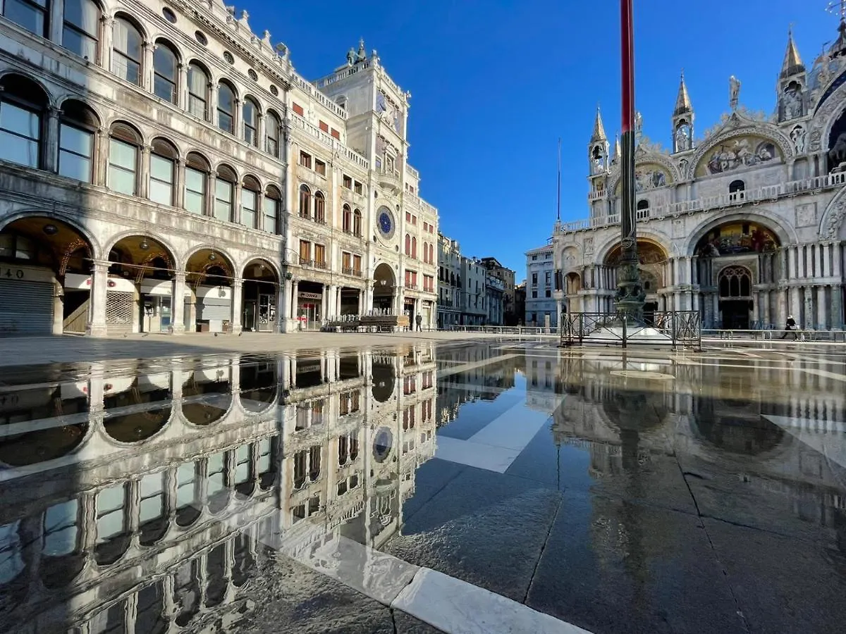 Ca Del Mar Venice Luxury Apartments 0*,  Ιταλία