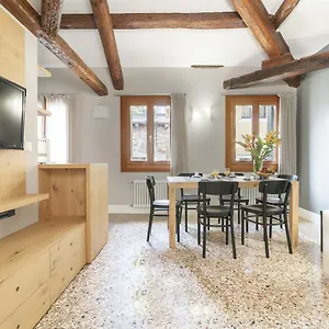 Ve.n.i.ce Cera San Marco Terrace Venedig